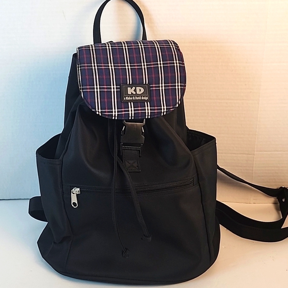 Kicker & David design lightweight backpack